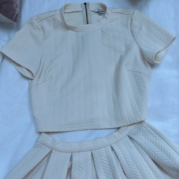 Midi two piece cream set - Picture 1 of 2